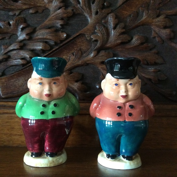 Vintage Tweedledum & Tweedledee Toby Jugs. - Picture 9 of 9